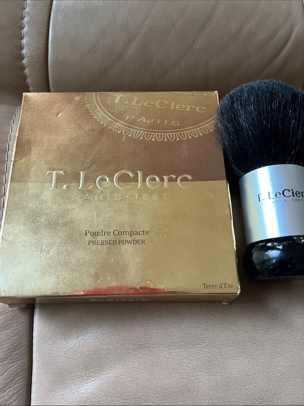 T. LeClerc Terre d'Ete Pressed Powder Blush - Golden Bronze